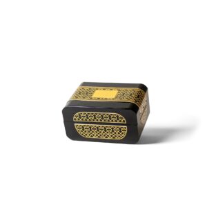 Box-Small-BlackandGold_a9c362f1-c089-4180-a1a5-c67dfd5e4d3f.jpg